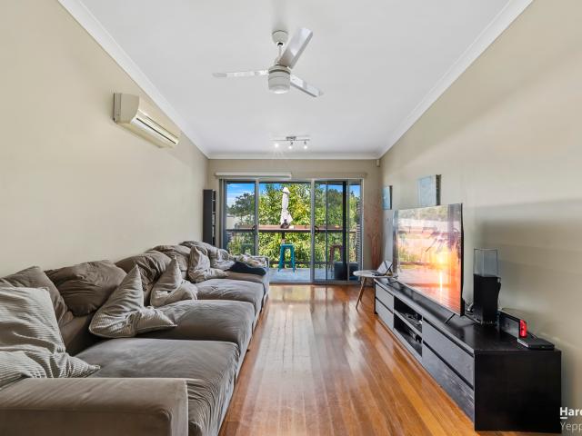 Exceptional value in Taranganba Secure, spacious, close to the beach