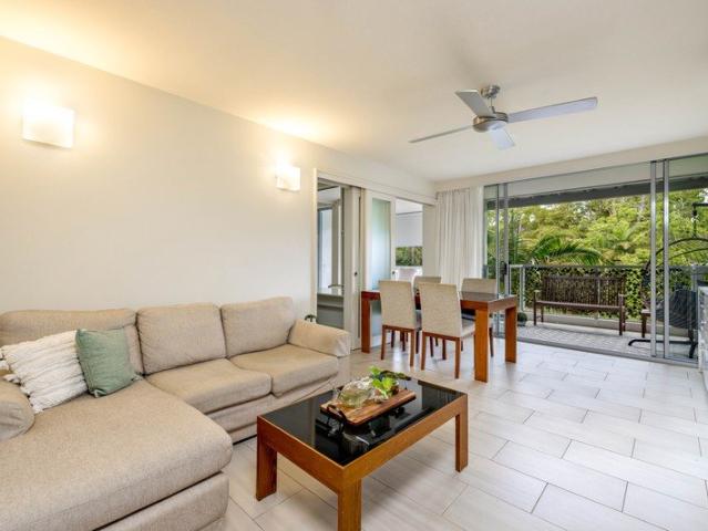 Exceptional value on the esplanade