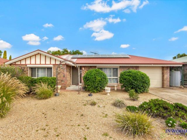 Exceptional value & position in Mannum. Solid 1997 build. Quiet cul de sac living. Excellent shed and out door entertaining area