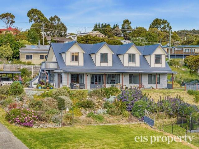 Exceptional Versatility with Captivating Marina Outlook