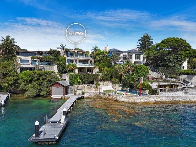Exceptional Waterfront Family Estate Captures Mesmerising Harbour Views