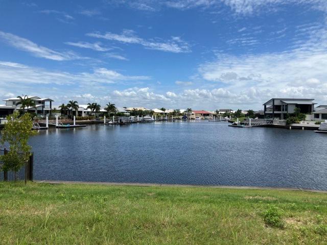Exceptional Waterfront Land
