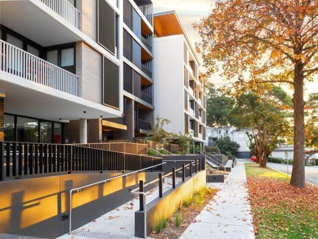 Exceptional West Facing One Bedroom Residence in the Heart of Lane Cove