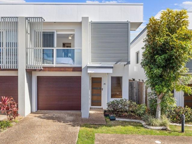 Exceptional and Affordable First Home with SOLAR