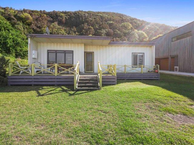 Exceptional Bridgewater Beach Location