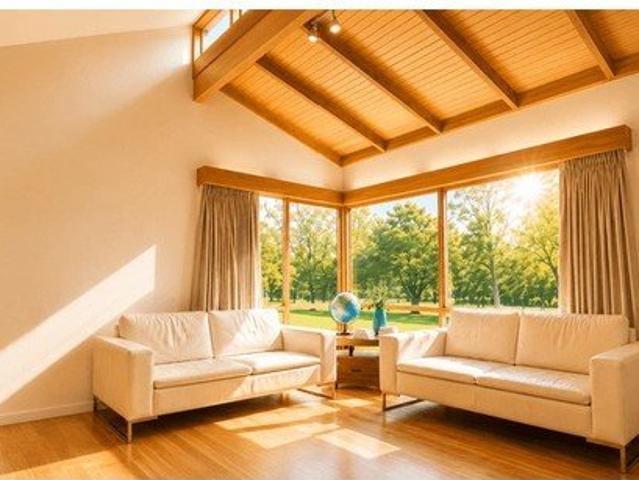 Exceptional Corner Block Living in Vermont Secondary Zone
