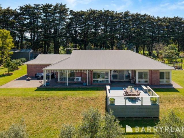 Exceptional Country Living On 15 Acres With Spectacular Views