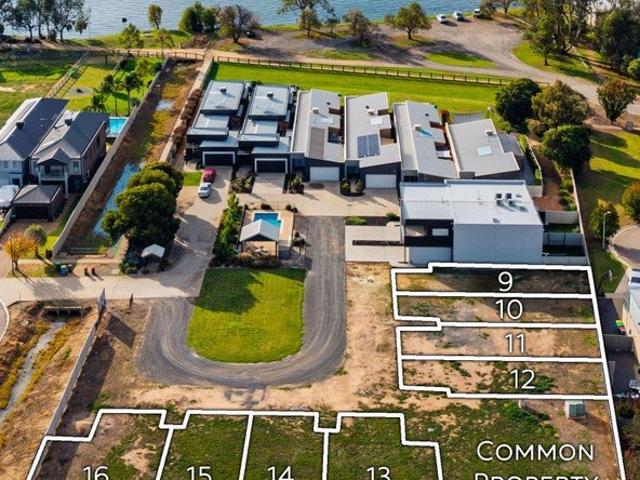 EXCEPTIONAL DEVELOPMENT OPPORTUNITY IN A PRIME LAKESIDE LOCATION