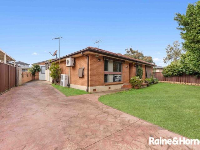 Exceptional Dual Income Potential House & Granny Flat!