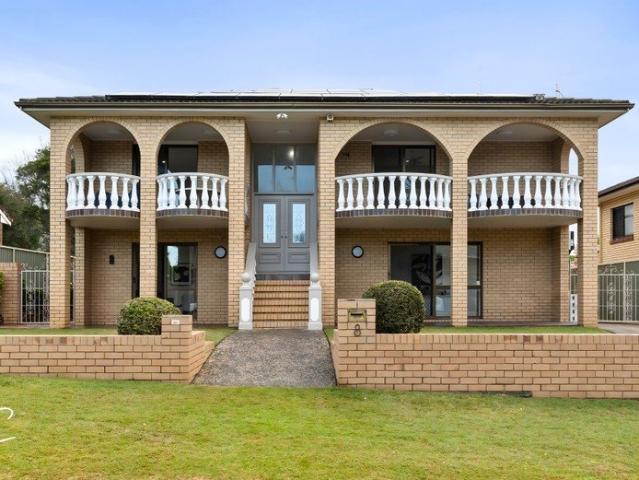 Exceptional Dual Living Family Home With Multiple Living and Entertaining So Close To The City
