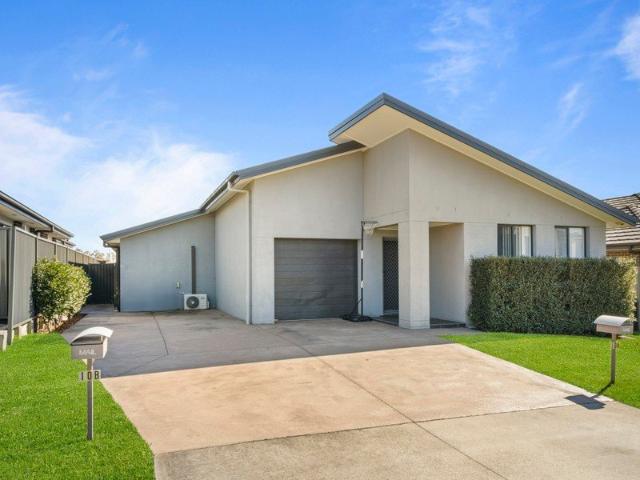 Exceptional Dual Living Opportunity in Gregory Hills