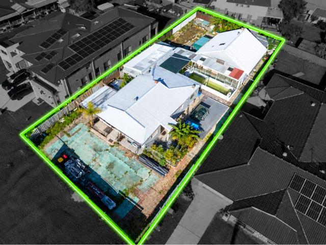 Exceptional Dual Living Opportunity on 753m² Two Dwellings. Endless Possibilities. Outstanding Potential