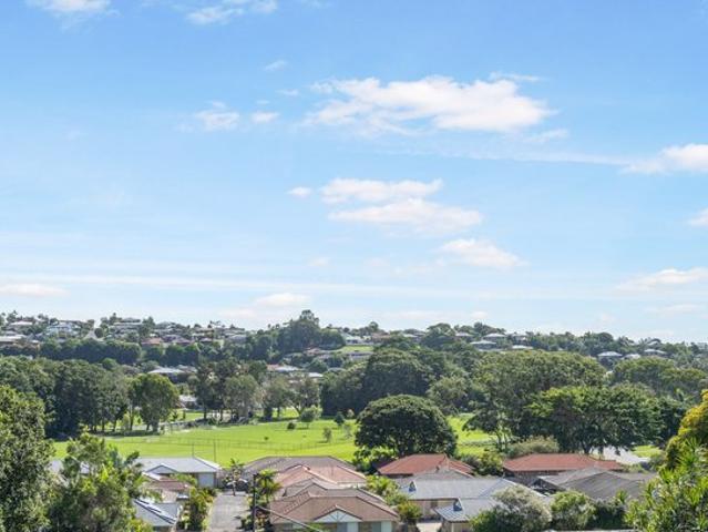 Exceptional Family Home with Scenic Views in Banora Point