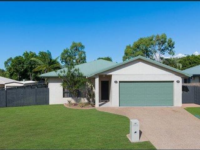 Exceptional Family Home Close to Schools, Shops & the Beach