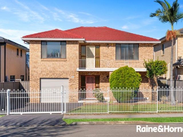Exceptional Family Home in Desirable Locale!