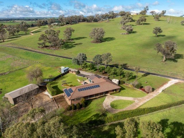 Exceptional Family Home, Positioned on a Beautifully Sized Block!