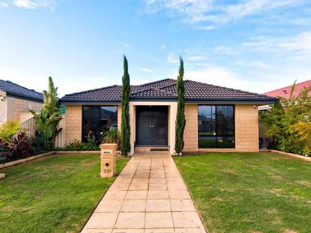 Exceptional Family Home – Spacious 4x2 Living