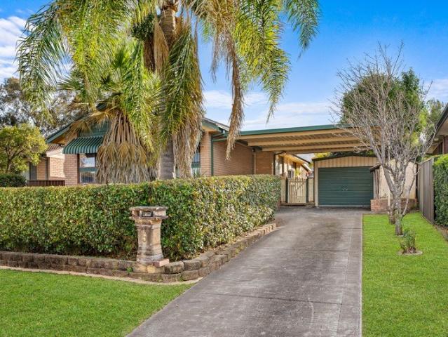 Exceptional Family Oasis On A 570m2 Block!