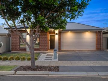 Exceptional Family Living Meets Modern Elegance!