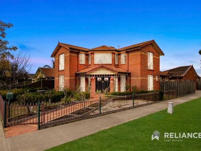 Exceptional Family Living on a Spacious 544m² Allotment