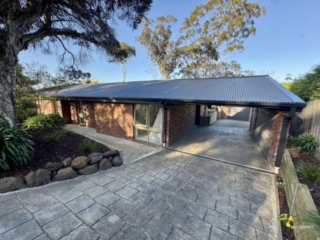 Exceptional Family Living on an Impressive 1,151m²