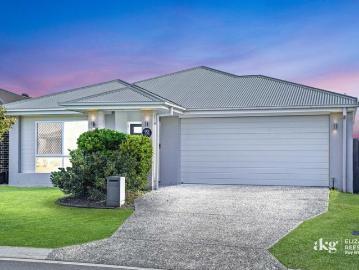 Exceptional Family Living In Covella