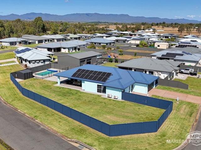 EXCEPTIONAL FAMILY LIVING IN SOUGHT AFTER AMAROO