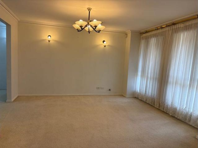 Exceptional Family Living with Space, Flexibility & Lifestyle Appeal