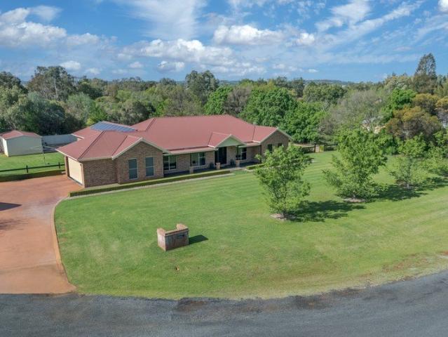 Exceptional Family Living with Space to Enjoy
