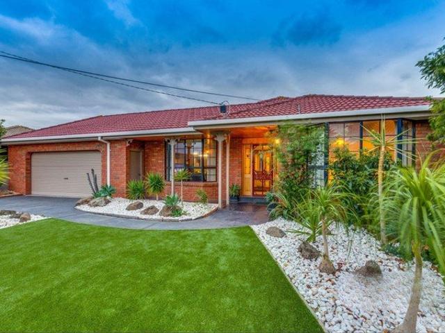Under Application*Exceptional Family Living with Ultimate Flexibility!