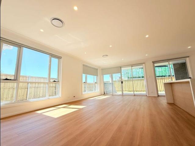 Exceptional Family Living | 3 Master Suites | Multiple Living Areas | Premium Comfort