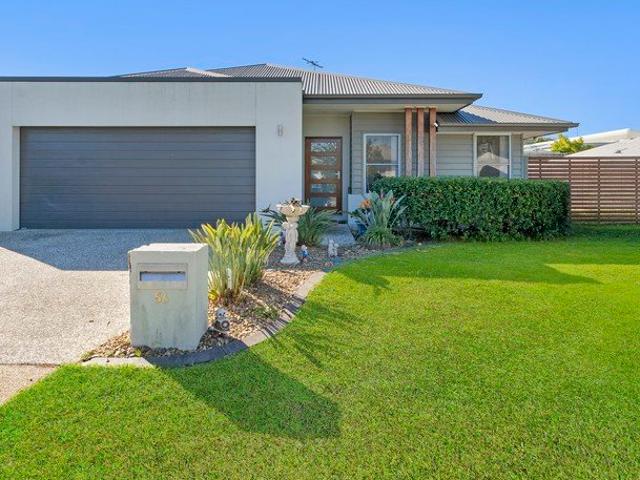 Exceptional Family Lifestyle in a Sought After Location!