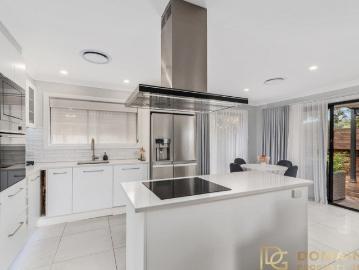 Exceptional Fully Renovated Villa Opportunity