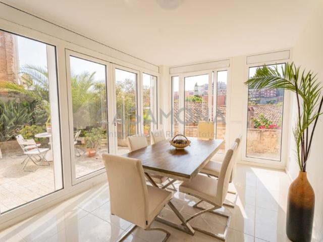 Exceptional Fully Renovated Villa With A Terrace In Horta