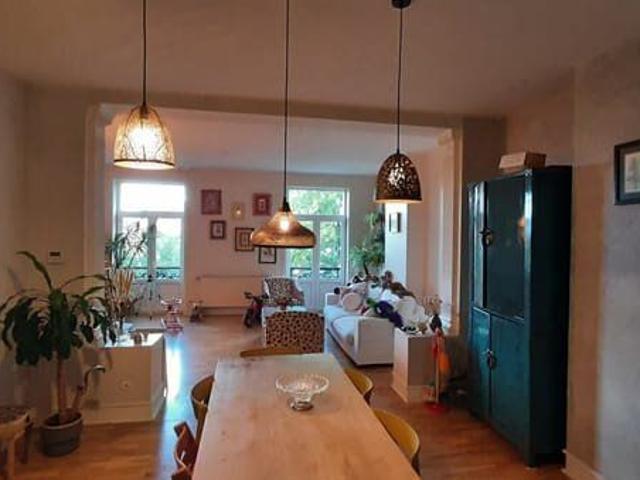 Exceptional furnished apartment at Porte de Hal Château