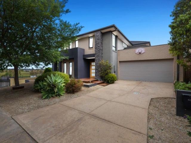 Exceptional Golf Front Luxury with Unmatched Space and Style in Sanctuary Lakes!