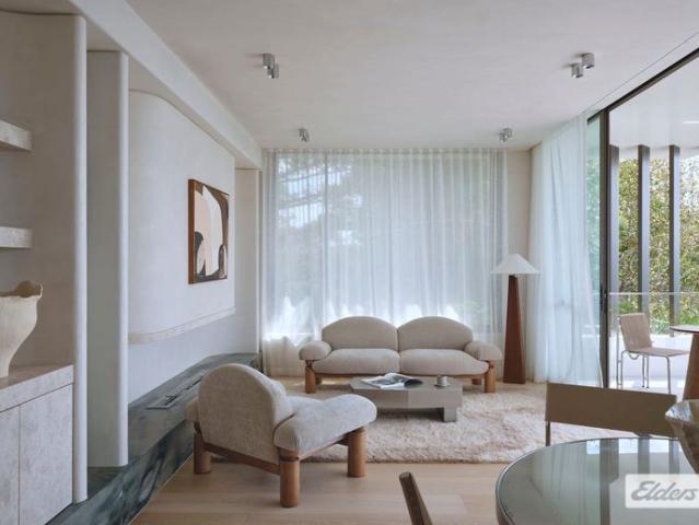 Exceptional Harbourfront Luxury Penthouse in Exclusive Vaucluse Residence