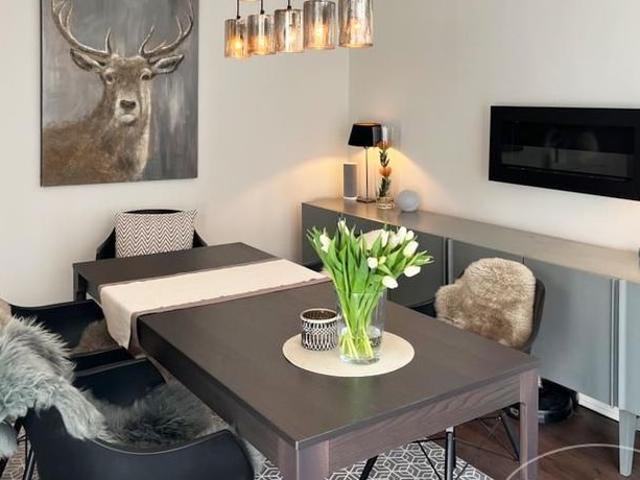Exceptional High End Renovated Period Apartment in a Prime Residential Location in Hamburg Winterhude