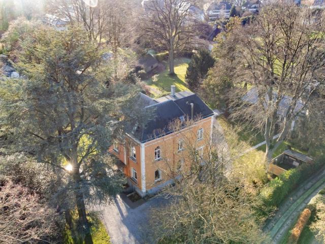 Exceptional house with seven bedrooms in Overijse