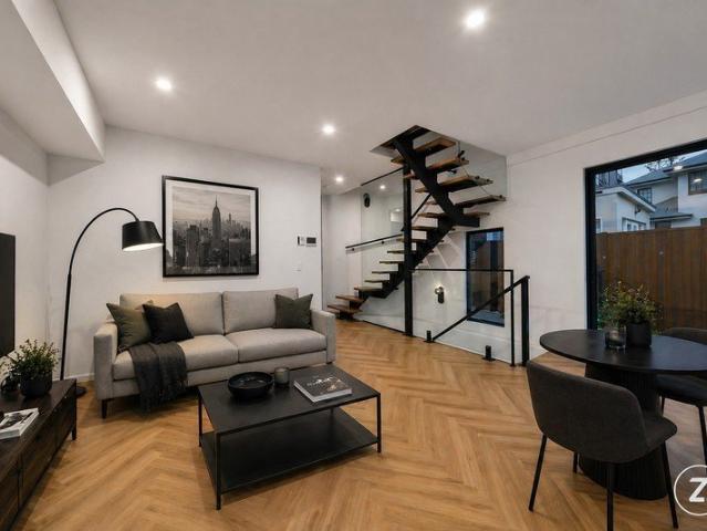 Exceptional IndoorOutdoor Living in a Prime Lifestyle Location