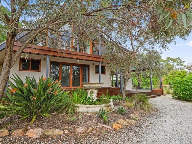 EXCEPTIONAL LIFESTYLE PROPERTY