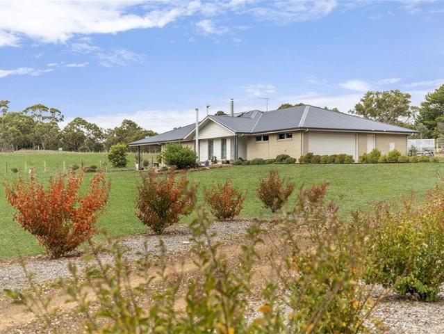 Exceptional Lifestyle Property on 3 Acres