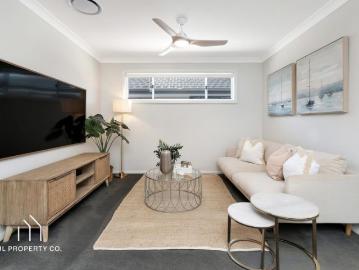 Exceptional Living in the Heart of Ettalong Beach