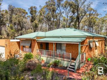 EXCEPTIONAL LOW MAINTENANCE LIFESTYLE IN PRIME SPRING GULLY SETTING