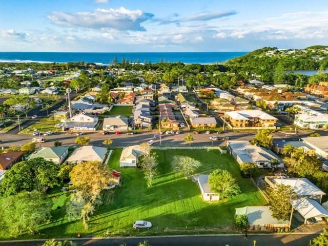 Exceptional Mixed Use Opportunity in the Heart of Evans Head