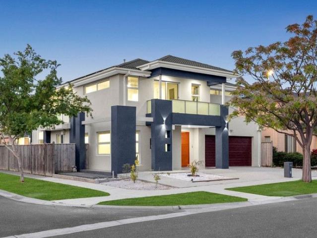 Exceptional Modern Living in the Heart of Williams Landing