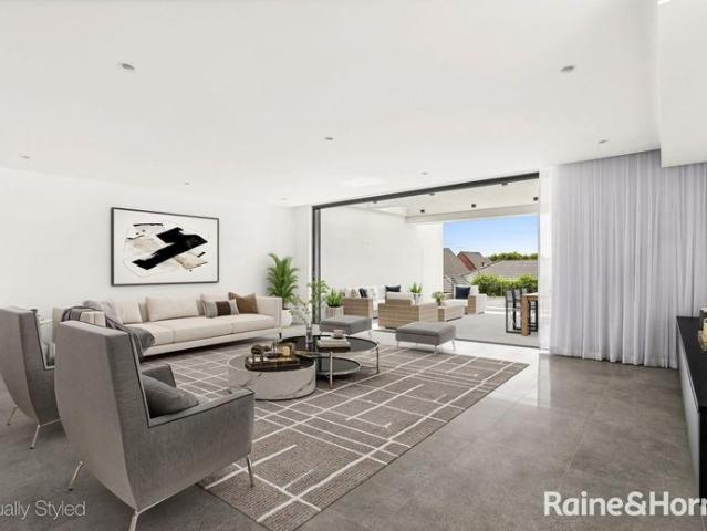 Exceptional Near New 5 Bedroom Duplex in Prime Location