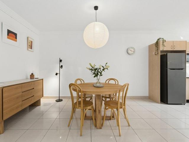 Exceptional North West Facing Double Brick Apartment: Entertainer's Balcony, Chic Layout, Internal Access To Garage, Walk To Bus, Train, Cafes & Shops