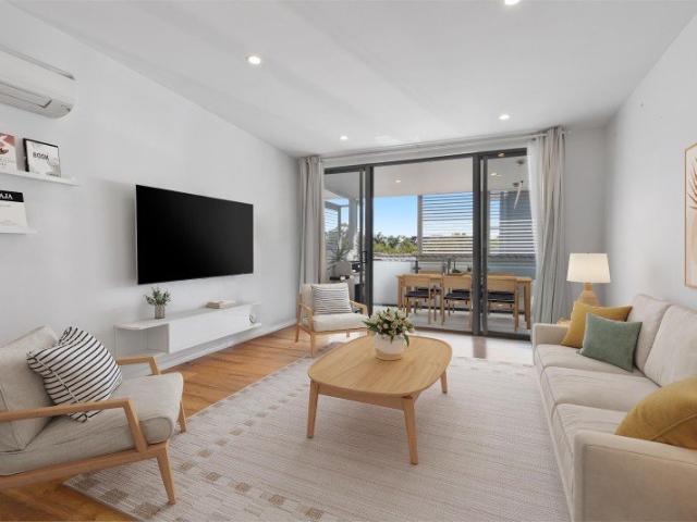 Exceptional North Facing Townhouse