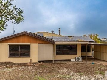 EXCEPTIONAL OPPORTUNITY TO WATCH THE SUNSET OVER THE HILLS OF EUDUNDA ON 1019M2 LAND